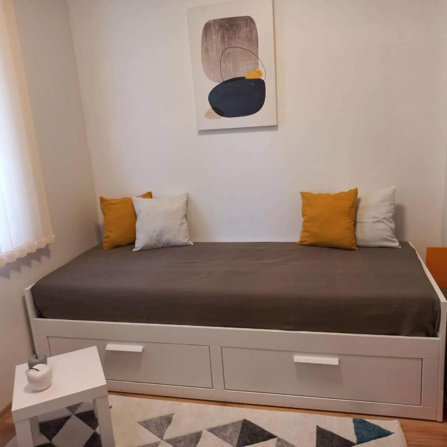 Saint Nicholas Varna Lovely 2 Bedroom Apartment With Sunny Garden Exteriör bild